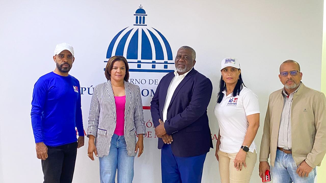 INDOTEL coordina con Gobernación de Monte Plata y las Alcaldías de la provincia lanzamiento de la Televisión Terrestre Digital