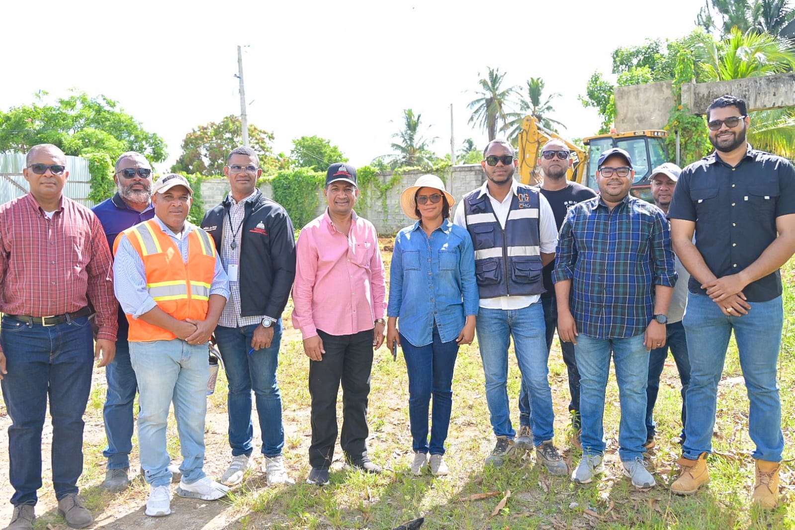 Gobierno reinicia trabajos del Liceo Experimental UASD en Bayaguana