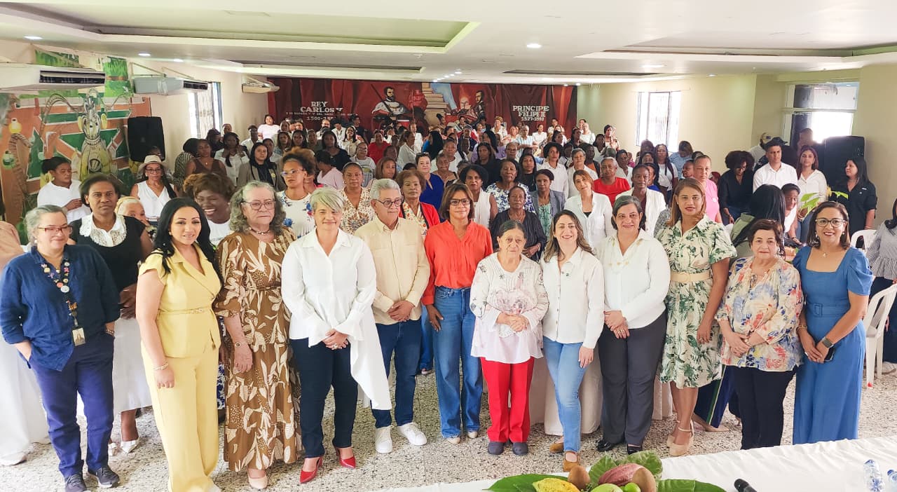 Gobernadora de Monte Plata participa en jornada regional para impulsar el desarrollo de la mujer rural
